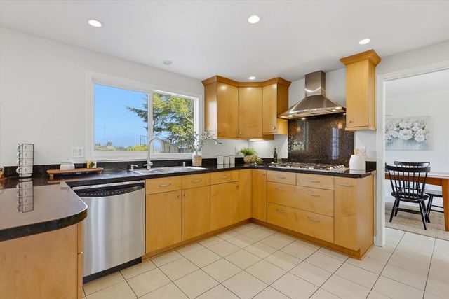 11868 Bloomington Way, Dublin, CA 94568