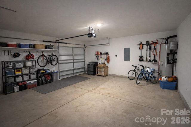 1216 Nia Road, Charlotte, NC 28215