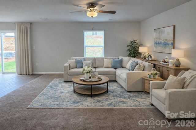 1216 Nia Road, Charlotte, NC 28215