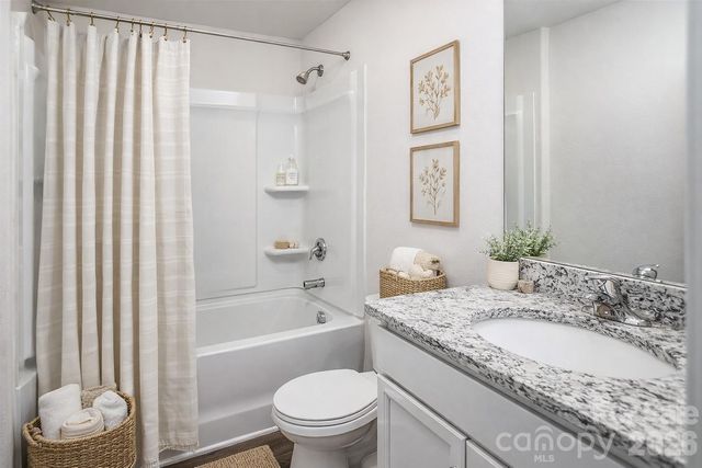 1216 Nia Road, Charlotte, NC 28215