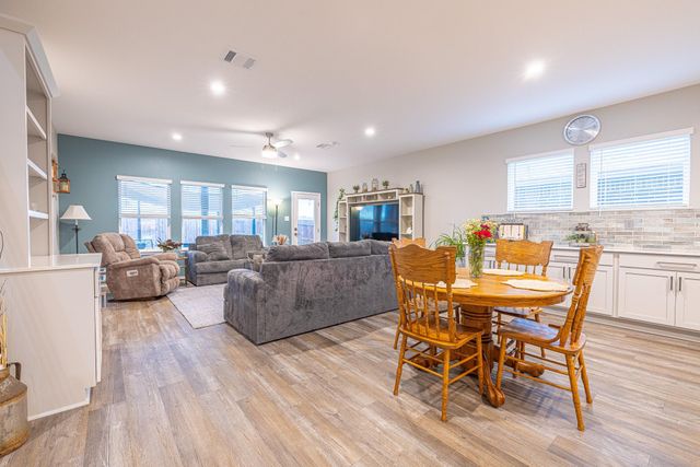 452 Lampasas Trail, Dayton, TX 77535