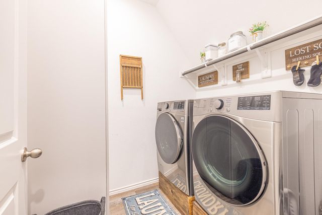 452 Lampasas Trail, Dayton, TX 77535