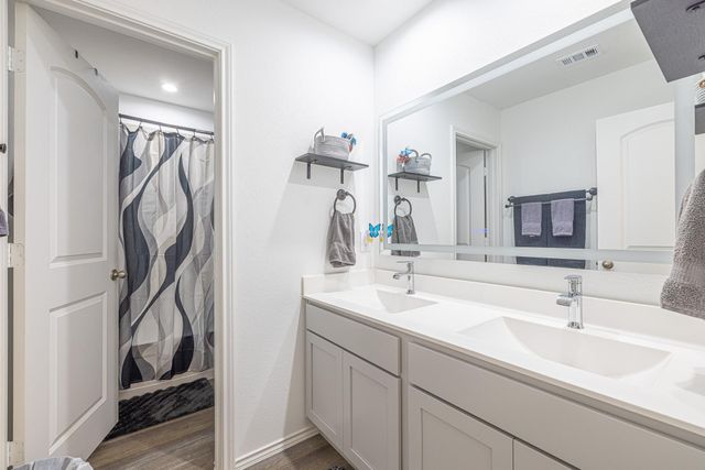 452 Lampasas Trail, Dayton, TX 77535