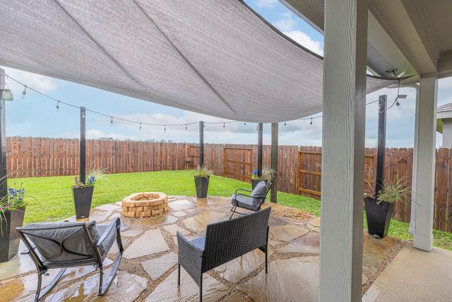 452 Lampasas Trail, Dayton, TX 77535