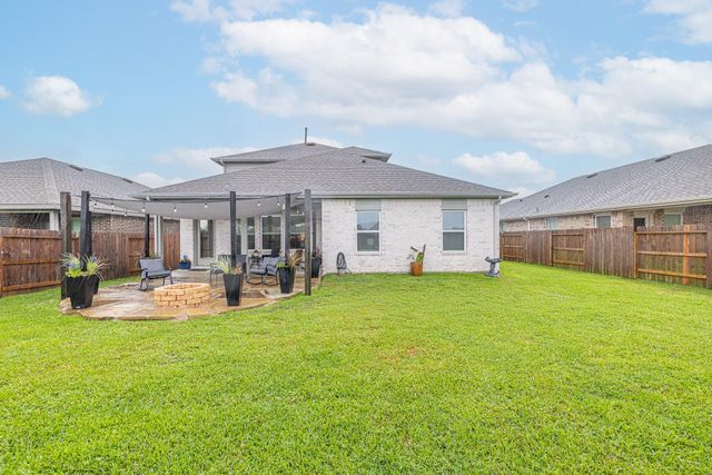 452 Lampasas Trail, Dayton, TX 77535