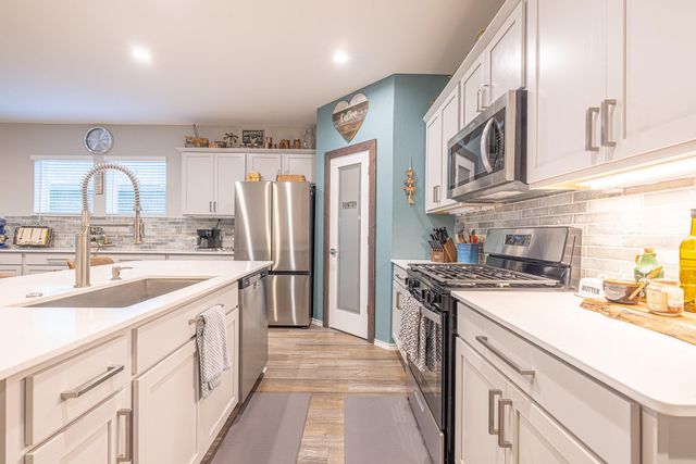 452 Lampasas Trail, Dayton, TX 77535