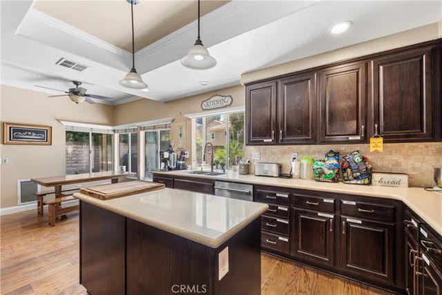 15760 Sophomore Court, Moorpark, CA 93021