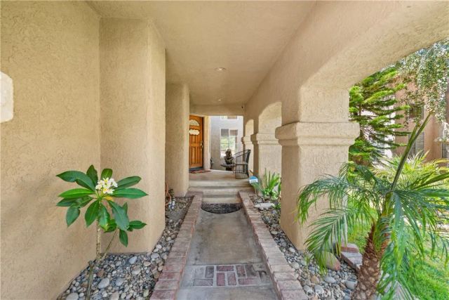 15760 Sophomore Court, Moorpark, CA 93021