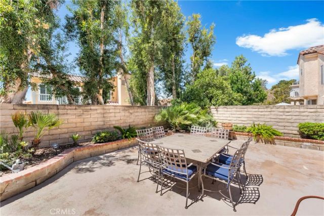 15760 Sophomore Court, Moorpark, CA 93021