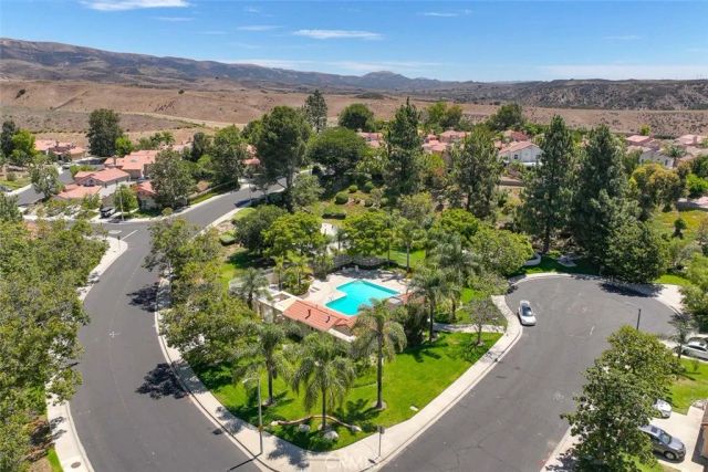 15760 Sophomore Court, Moorpark, CA 93021