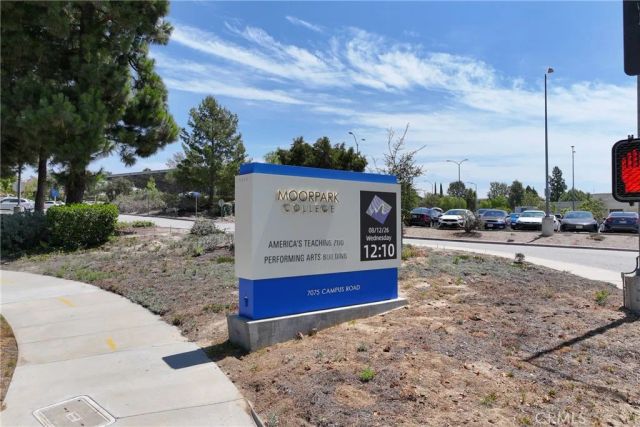 15760 Sophomore Court, Moorpark, CA 93021
