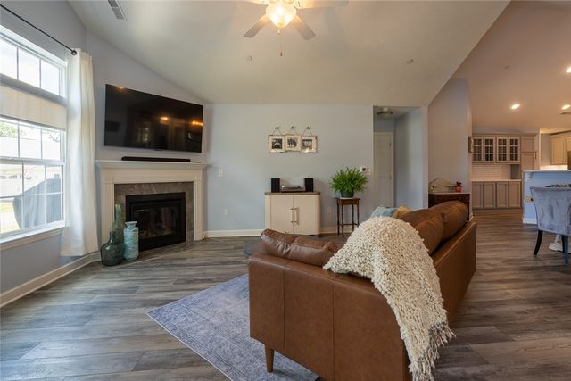 202 Spring Valley Dr., Jackson Twp, PA 16063
