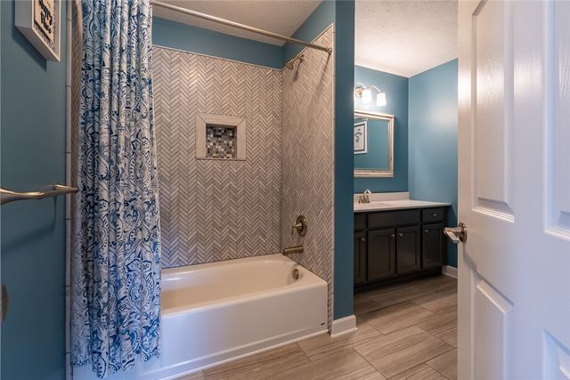 202 Spring Valley Dr., Jackson Twp, PA 16063