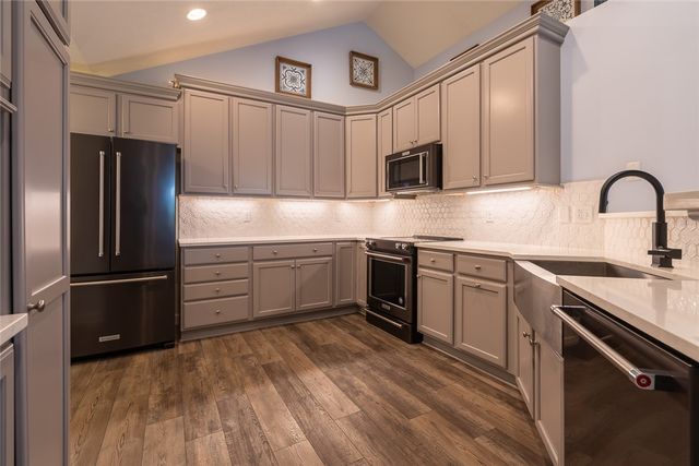 202 Spring Valley Dr., Jackson Twp, PA 16063