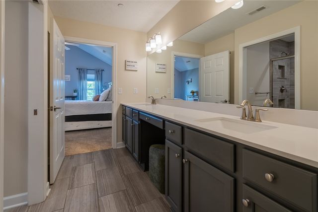 202 Spring Valley Dr., Jackson Twp, PA 16063