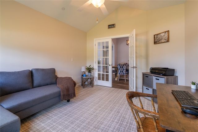 202 Spring Valley Dr., Jackson Twp, PA 16063