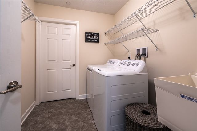 202 Spring Valley Dr., Jackson Twp, PA 16063