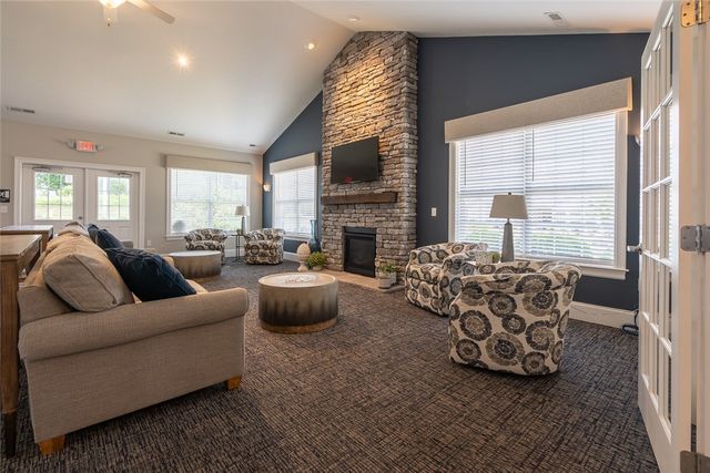 202 Spring Valley Dr., Jackson Twp, PA 16063