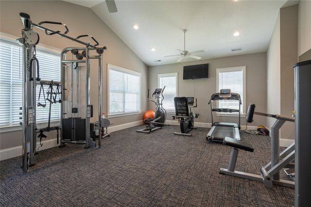 202 Spring Valley Dr., Jackson Twp, PA 16063