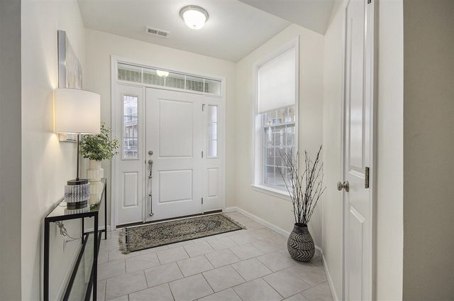 2822 Purley Avenue, Ann Arbor, MI 48105