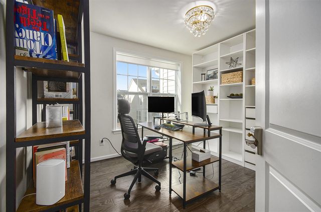 2822 Purley Avenue, Ann Arbor, MI 48105