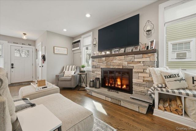 56 Broad Street, Williston Park, NY 11596