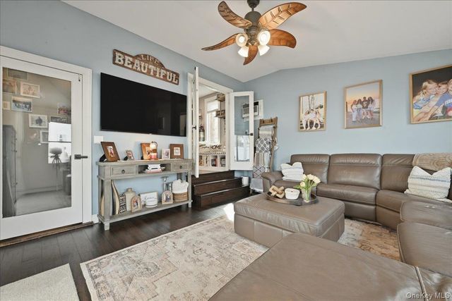 56 Broad Street, Williston Park, NY 11596