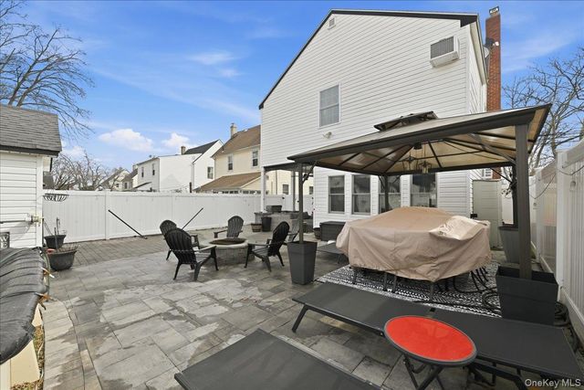 56 Broad Street, Williston Park, NY 11596