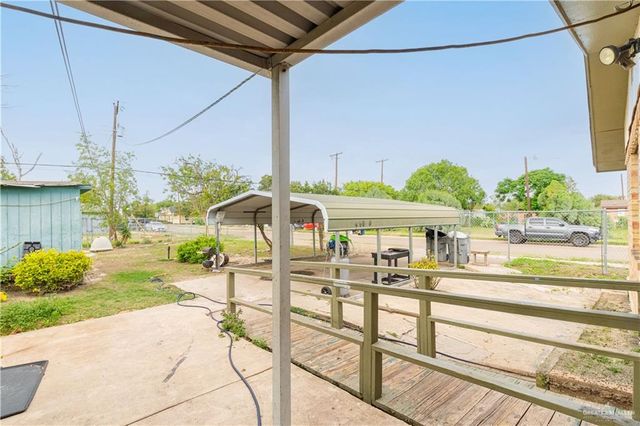 323 S 20th Avenue, Edinburg, TX 78539