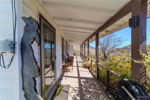 9001 W Oatman Highway, Golden Valley, AZ 86413