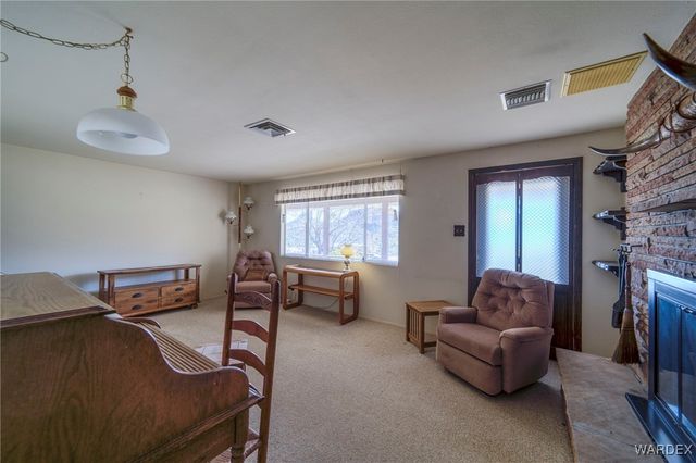 9001 W Oatman Highway, Golden Valley, AZ 86413