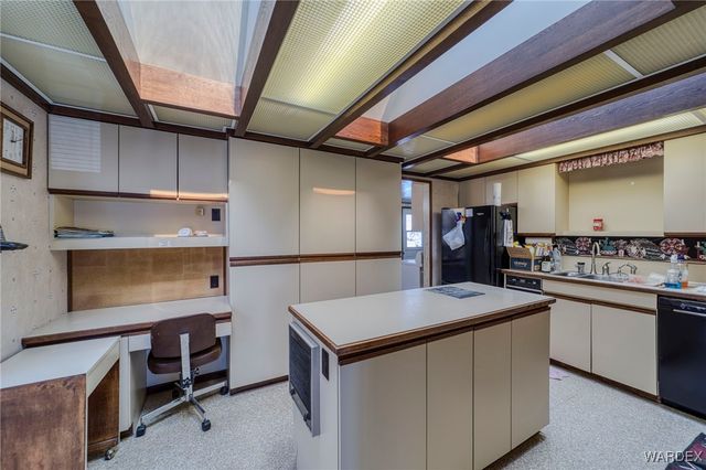 9001 W Oatman Highway, Golden Valley, AZ 86413