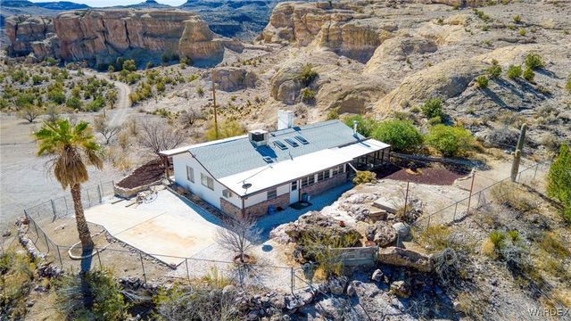 9001 W Oatman Highway, Golden Valley, AZ 86413