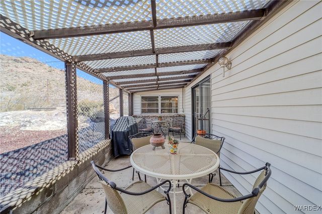 9001 W Oatman Highway, Golden Valley, AZ 86413