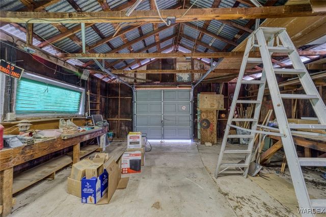 9001 W Oatman Highway, Golden Valley, AZ 86413