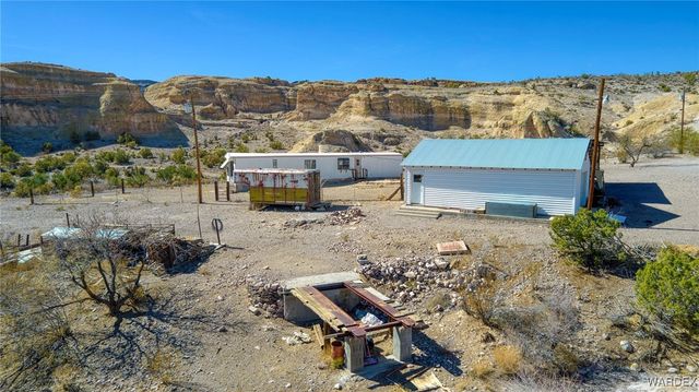 9001 W Oatman Highway, Golden Valley, AZ 86413