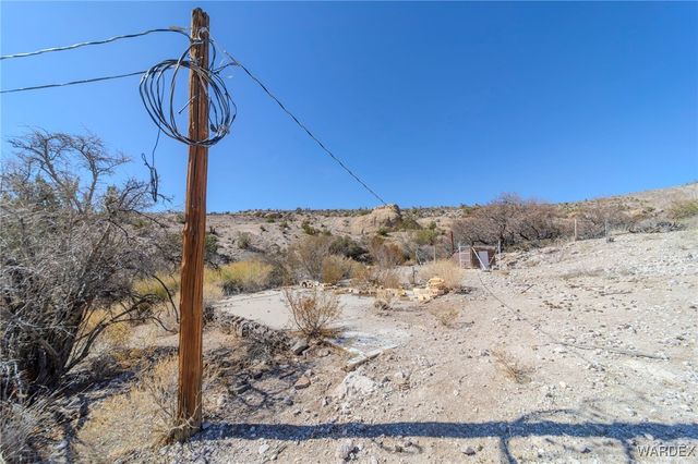 9001 W Oatman Highway, Golden Valley, AZ 86413