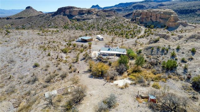 9001 W Oatman Highway, Golden Valley, AZ 86413