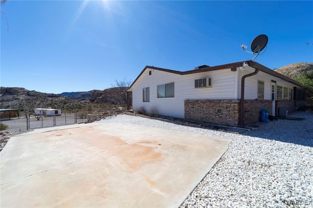 9001 W Oatman Highway, Golden Valley, AZ 86413