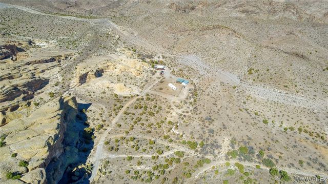9001 W Oatman Highway, Golden Valley, AZ 86413
