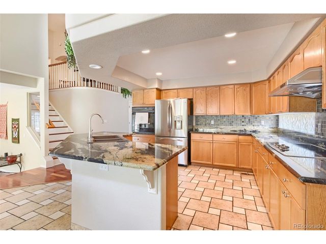 10083 Oak Leaf Way, Littleton, CO 80129