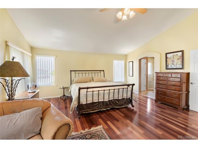 10083 Oak Leaf Way, Littleton, CO 80129