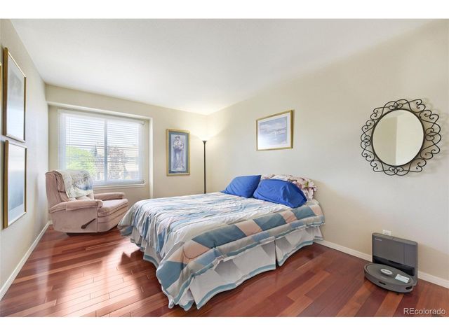 10083 Oak Leaf Way, Littleton, CO 80129