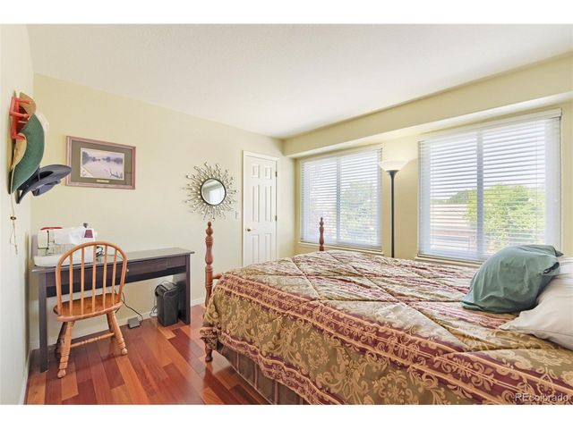 10083 Oak Leaf Way, Littleton, CO 80129