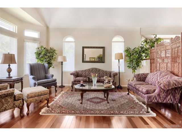 10083 Oak Leaf Way, Littleton, CO 80129