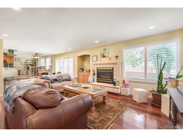 10083 Oak Leaf Way, Littleton, CO 80129