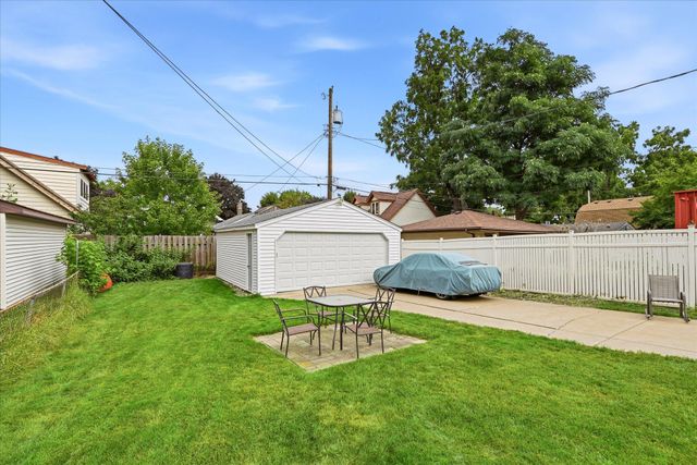 1426 Pascal Street N, Saint Paul, MN 55108