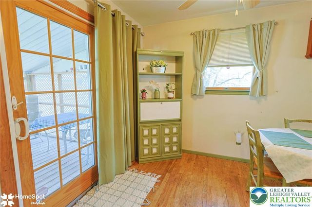 1572 Primrose Lane, Bethlehem City, PA 18018