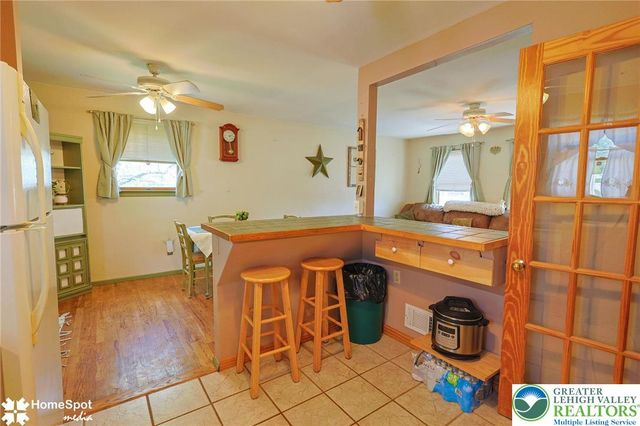 1572 Primrose Lane, Bethlehem City, PA 18018