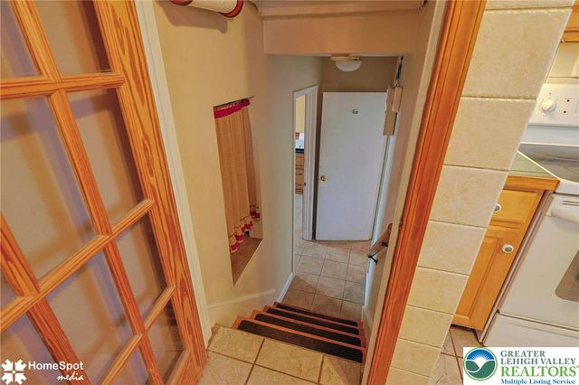 1572 Primrose Lane, Bethlehem City, PA 18018